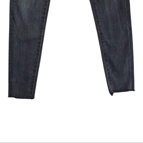 NEW | American Eagle | Super Super Stretch Washed Black Ripped Jegging | Size 0 - Picture 7 of 7